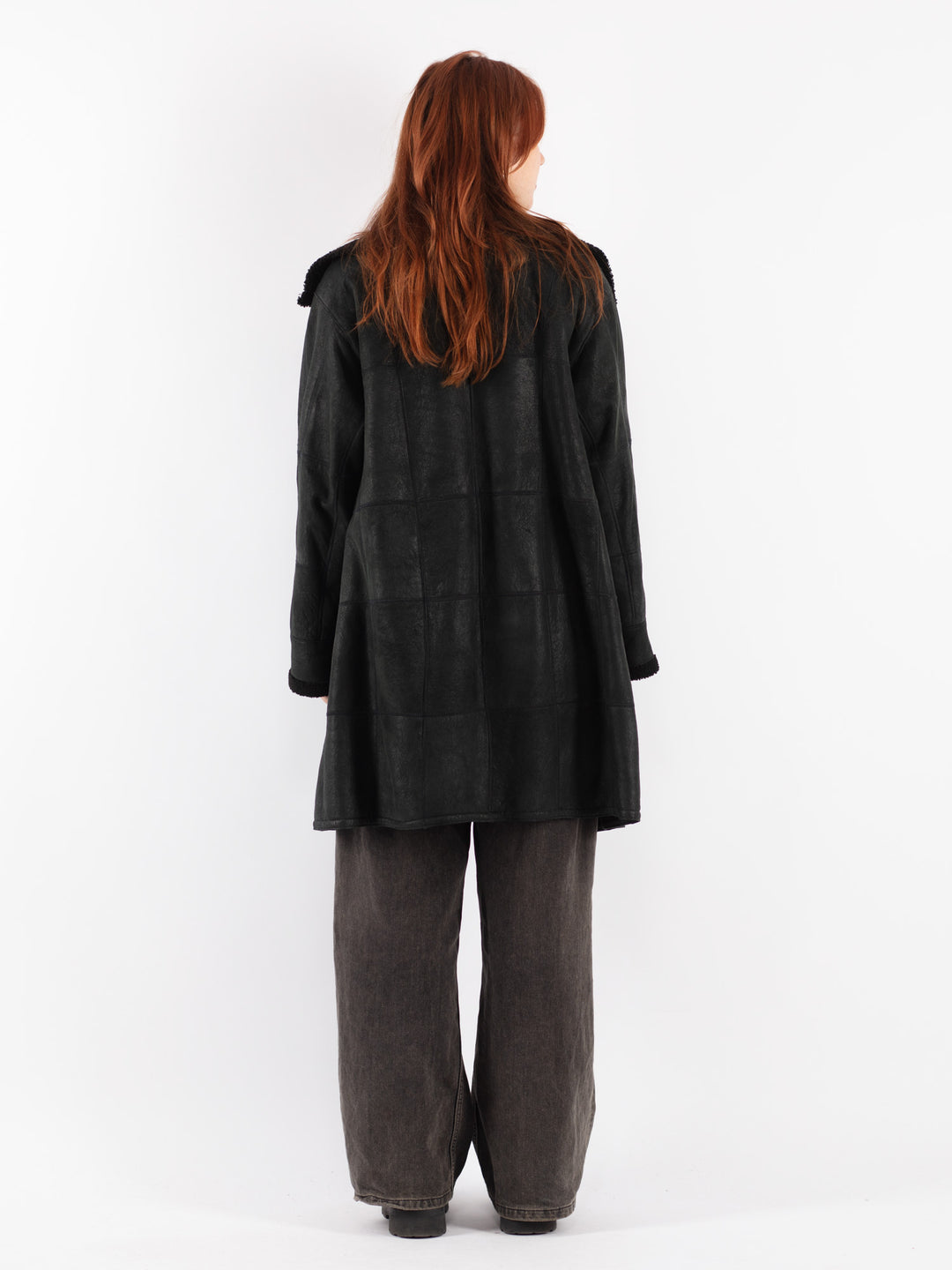 Vintage 90's Women Sheepskin Coat in Black