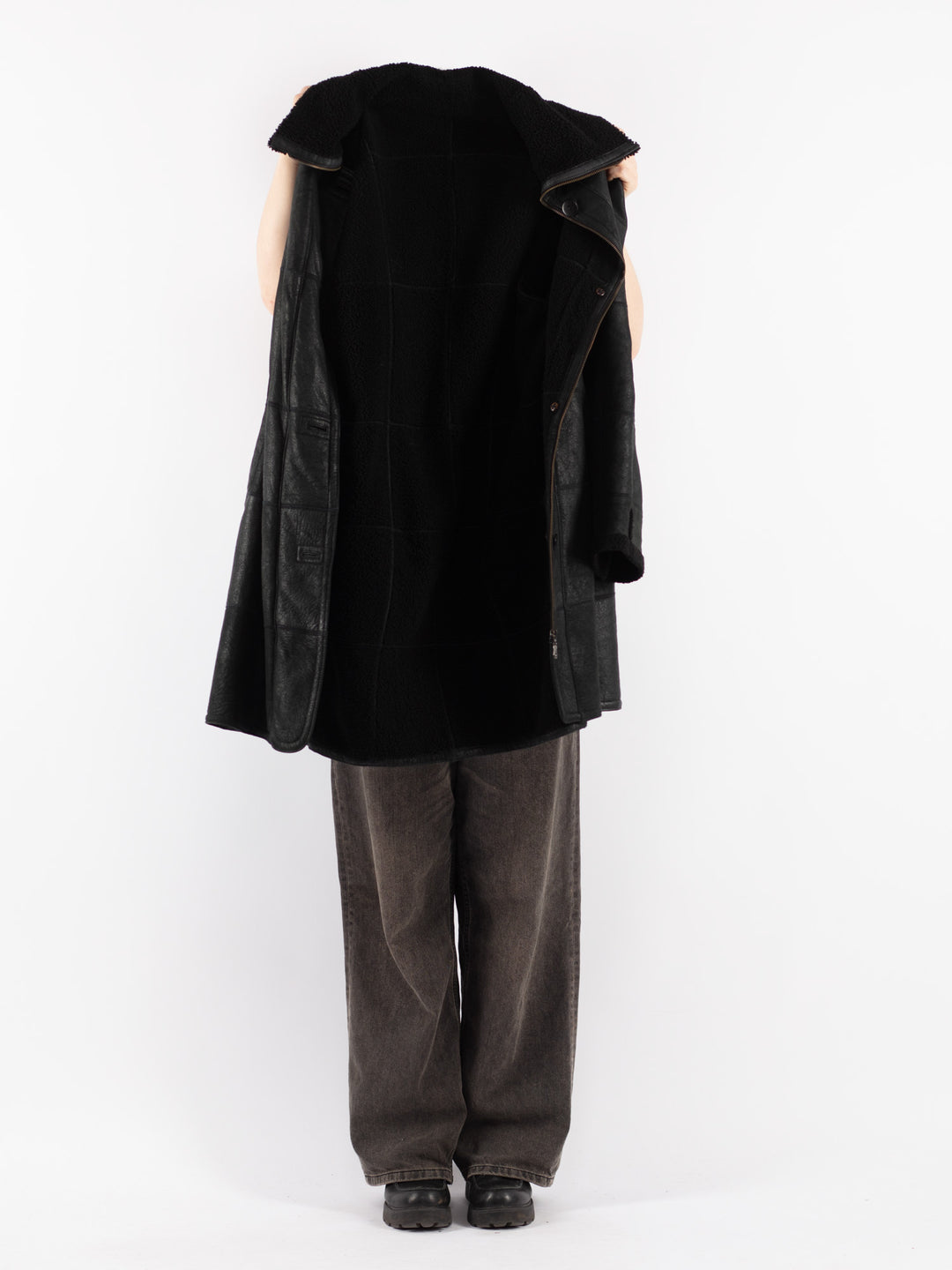 Vintage 90's Women Sheepskin Coat in Black