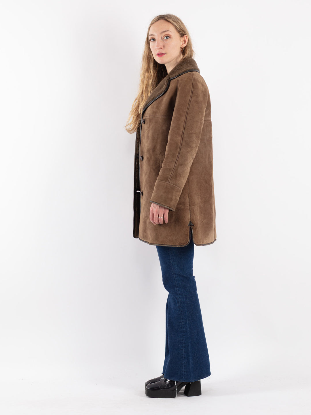 Vintage 80's Women Sheepskin Coat in Beige