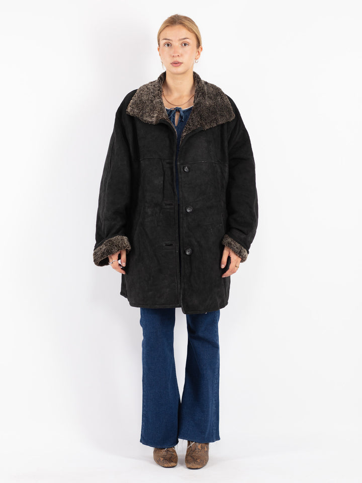 Vintage 90's Women Sheepskin in Black