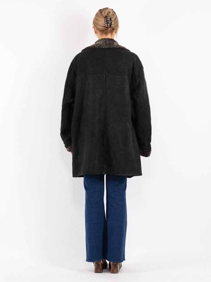 Vintage 90's Women Sheepskin in Black