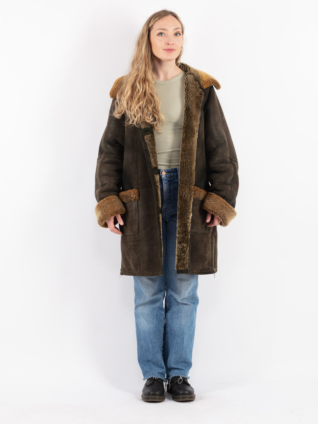 Vintage 90's Women Sheepskin Coat in Brown
