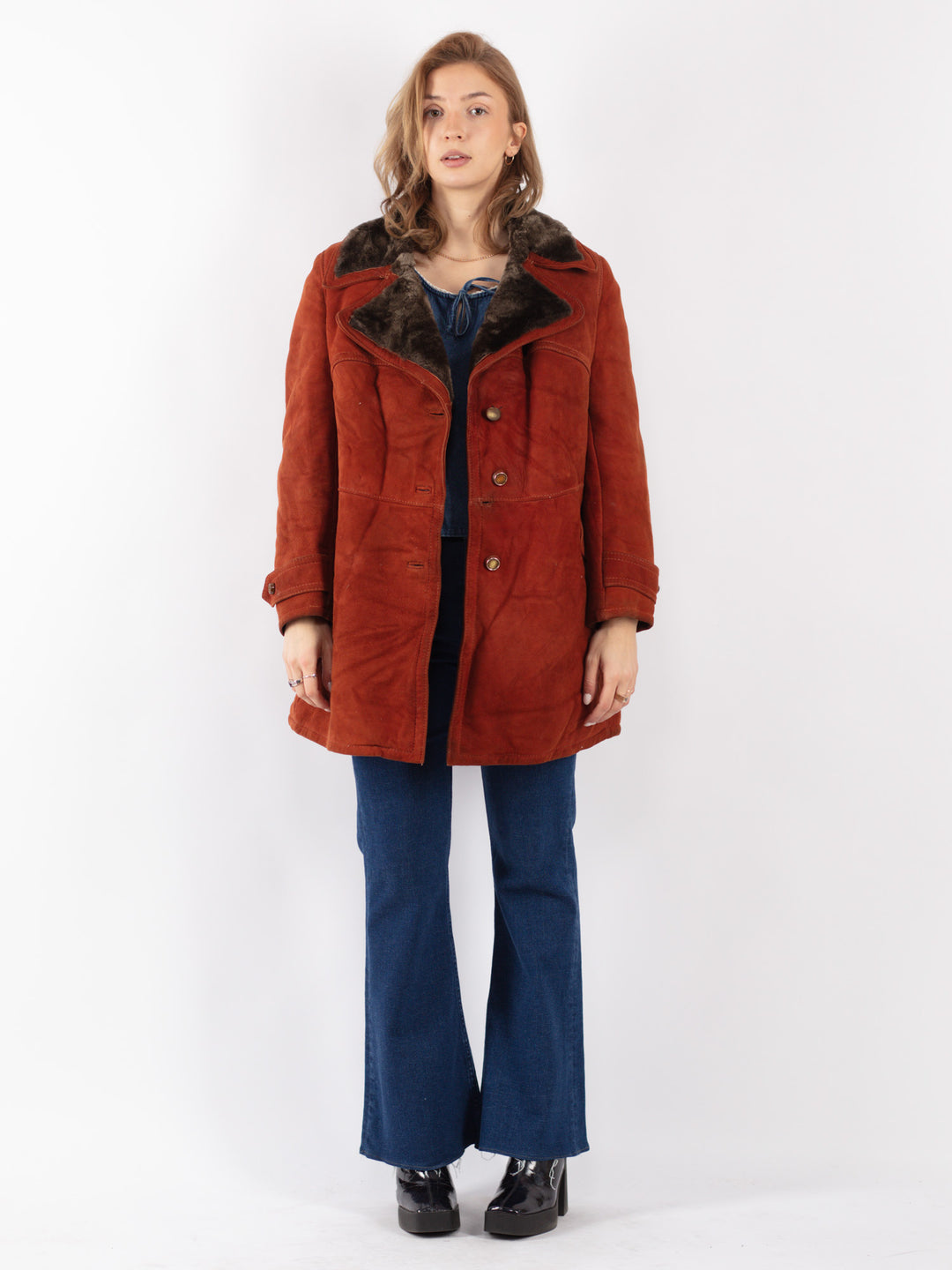 Vintage 90's Women Sheepskin Coat in Brown