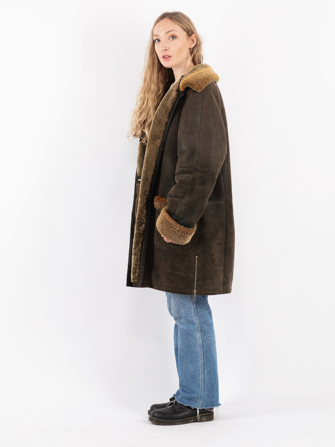 Vintage 90's Women Sheepskin Coat in Brown