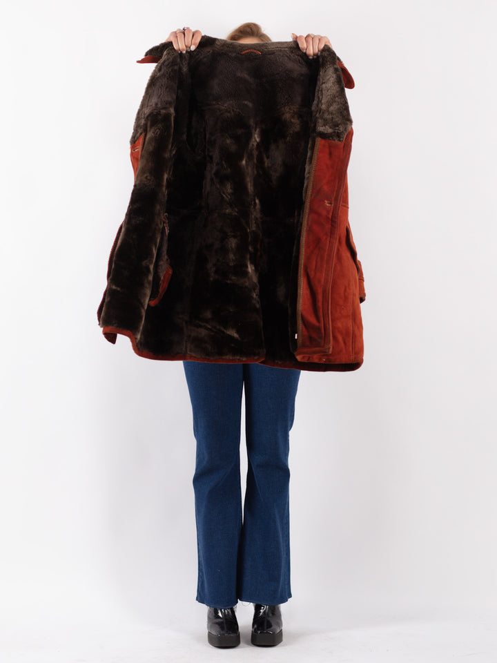 Vintage 90's Women Sheepskin Coat in Brown