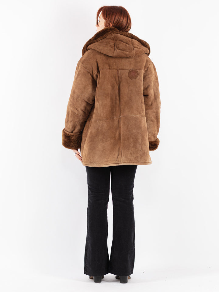 Vintage 90's Women Sheepskin Coat in Brown