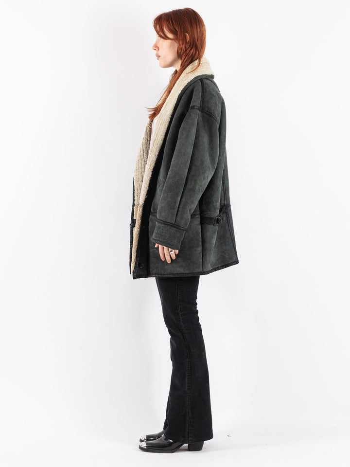 Vintage 90's Women Sheepskin Coat in Gray