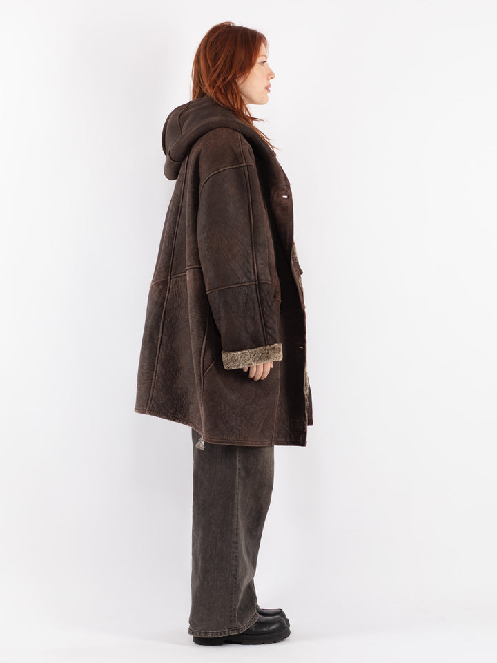 Vintage 90's Women Sheepskin Shearling Coat in Brown