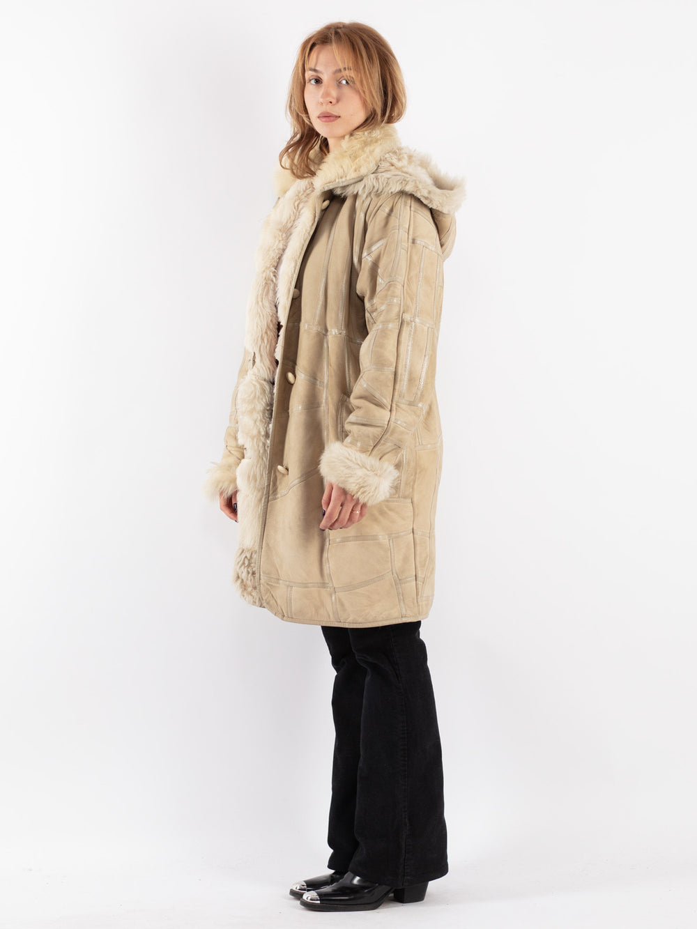 Vintage 90's Women Sheepskin Coat in Beige