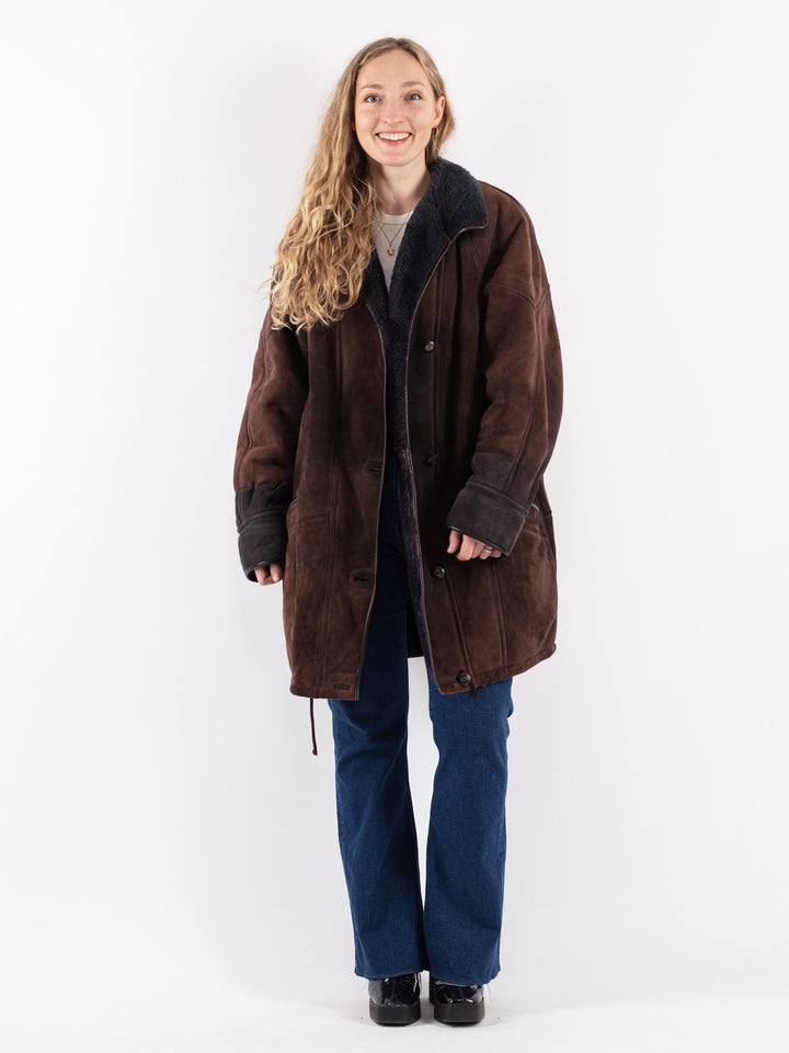 Vintage 90's Women Sheepskin Coat in Brown