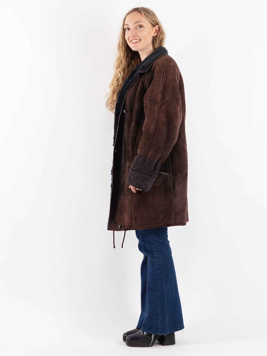 Vintage 90's Women Sheepskin Coat in Brown