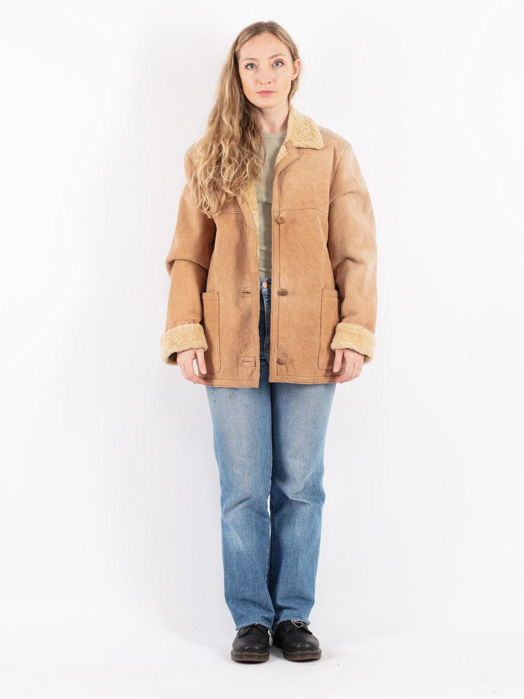 Vintage 90's Women Sheepskin Coat in Beige