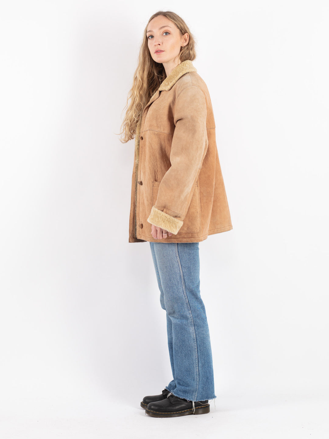 Vintage 90's Women Sheepskin Coat in Beige
