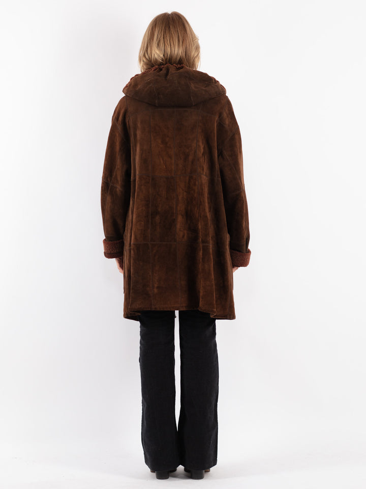 Vintage 90's Women Sheepskin Coat in Brown