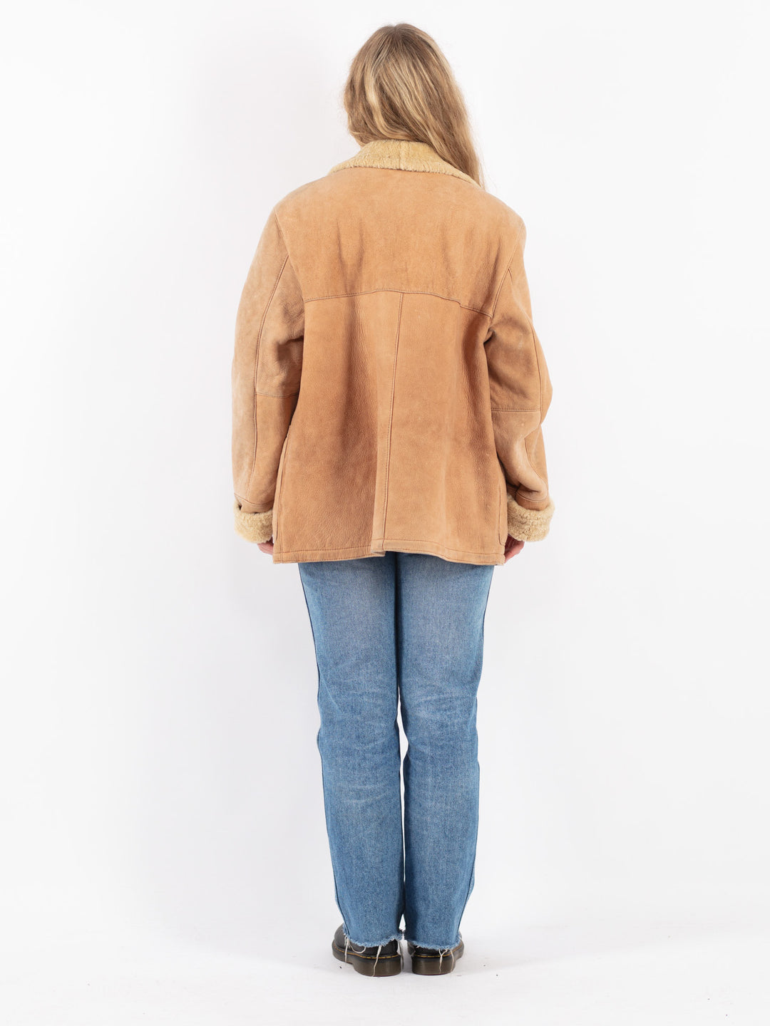 Vintage 90's Women Sheepskin Coat in Beige