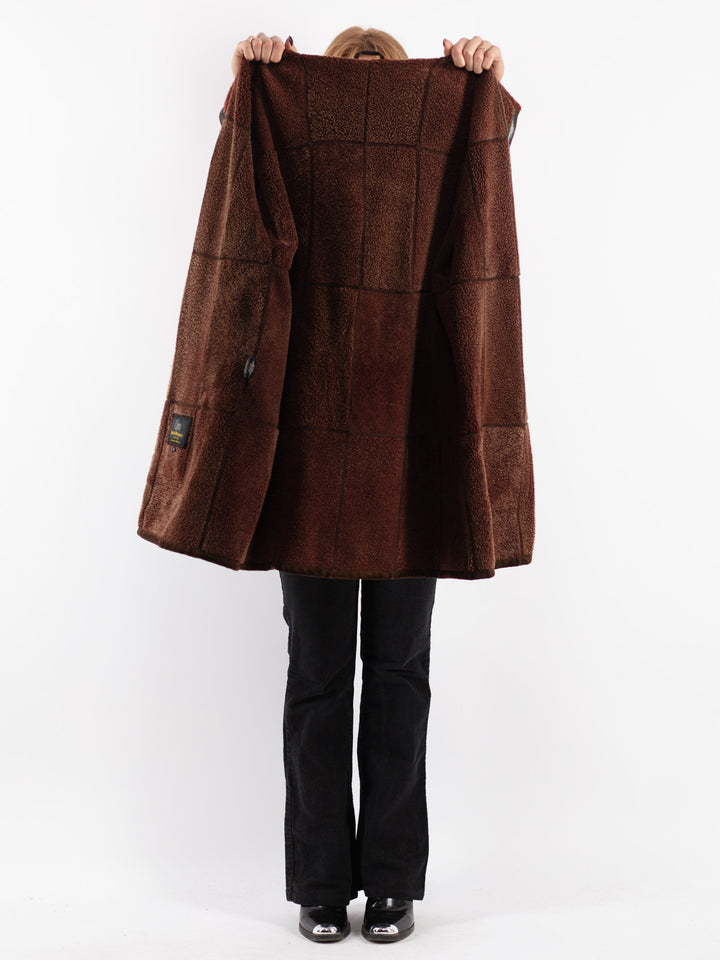 Vintage 90's Women Sheepskin Coat in Brown