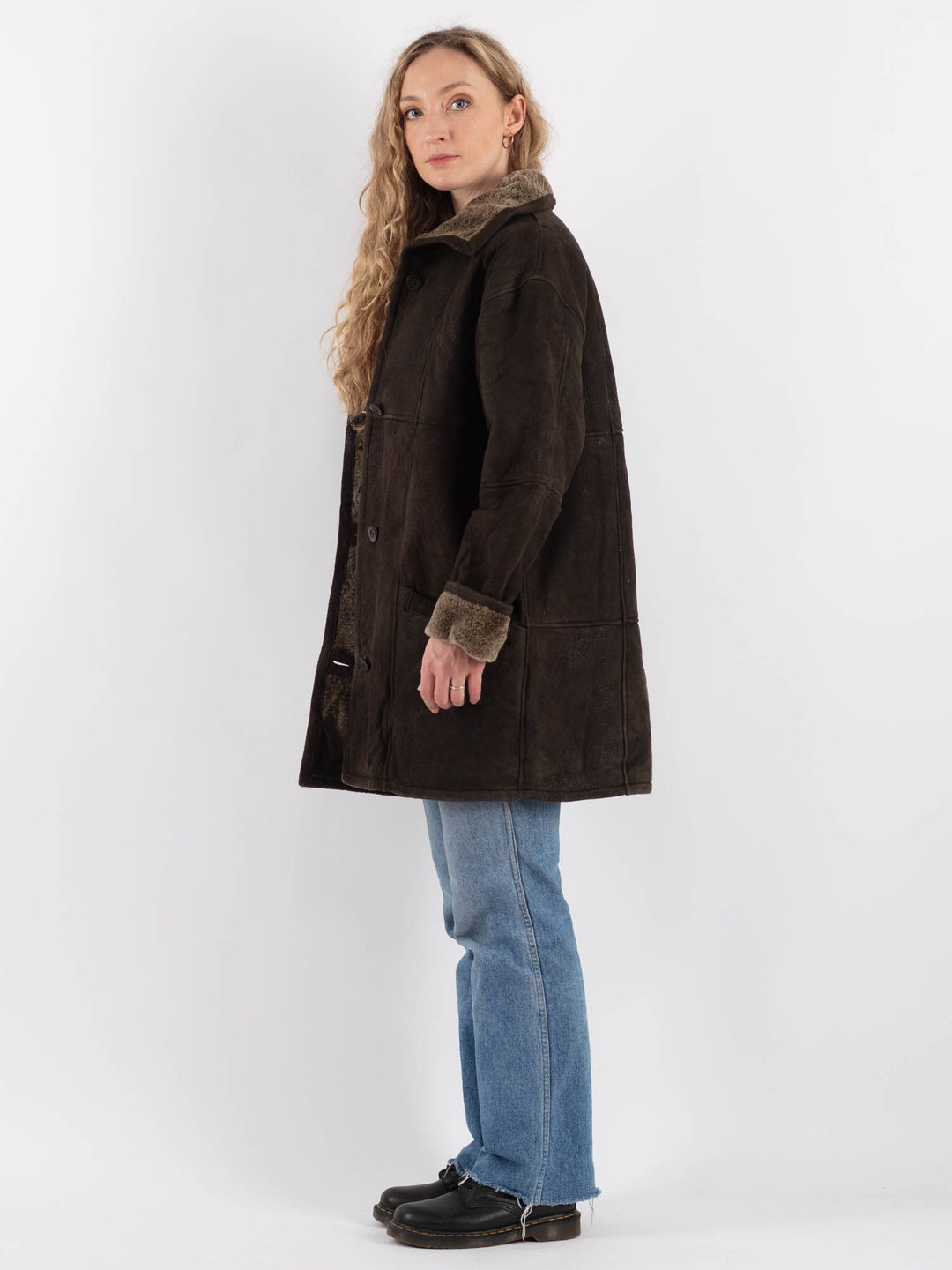 Vintage 90's Women Sheepskin Coat in Brown - NorthernGrip