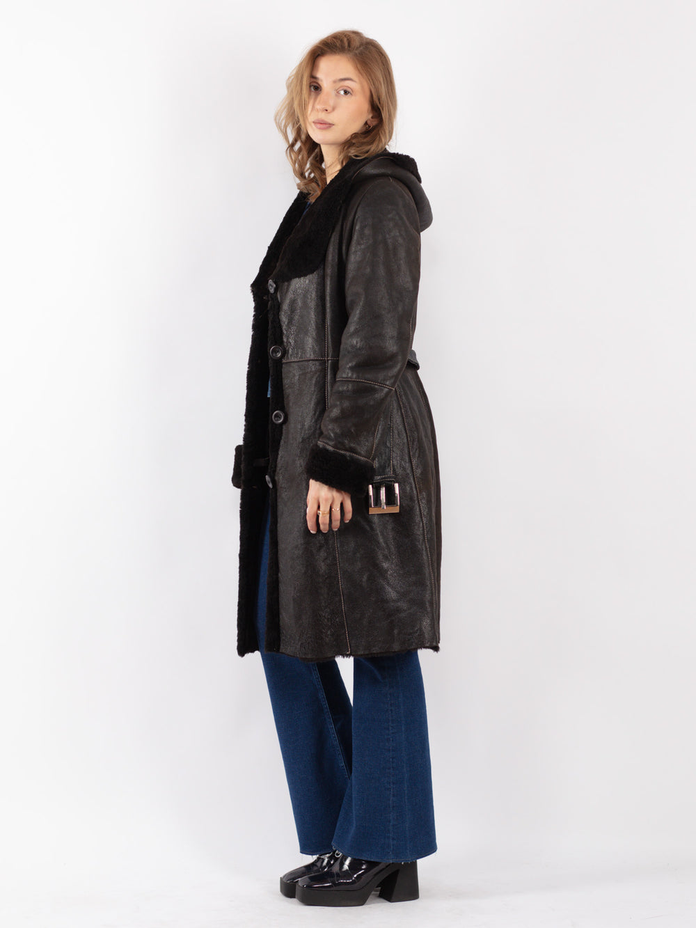 Vintage 90's Women Sheepskin Coat in Black