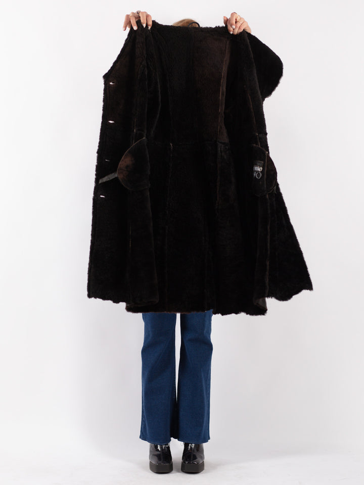 Vintage 90's Women Sheepskin Coat in Black