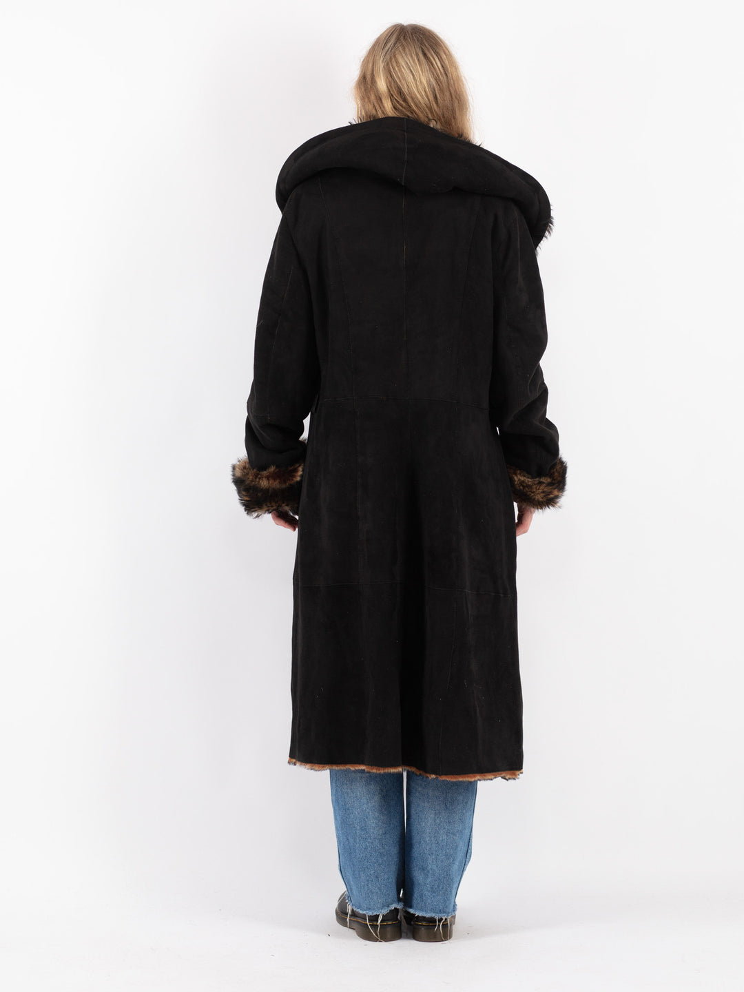 Vintage 90's Women Sheepskin Coat in BlackV9032