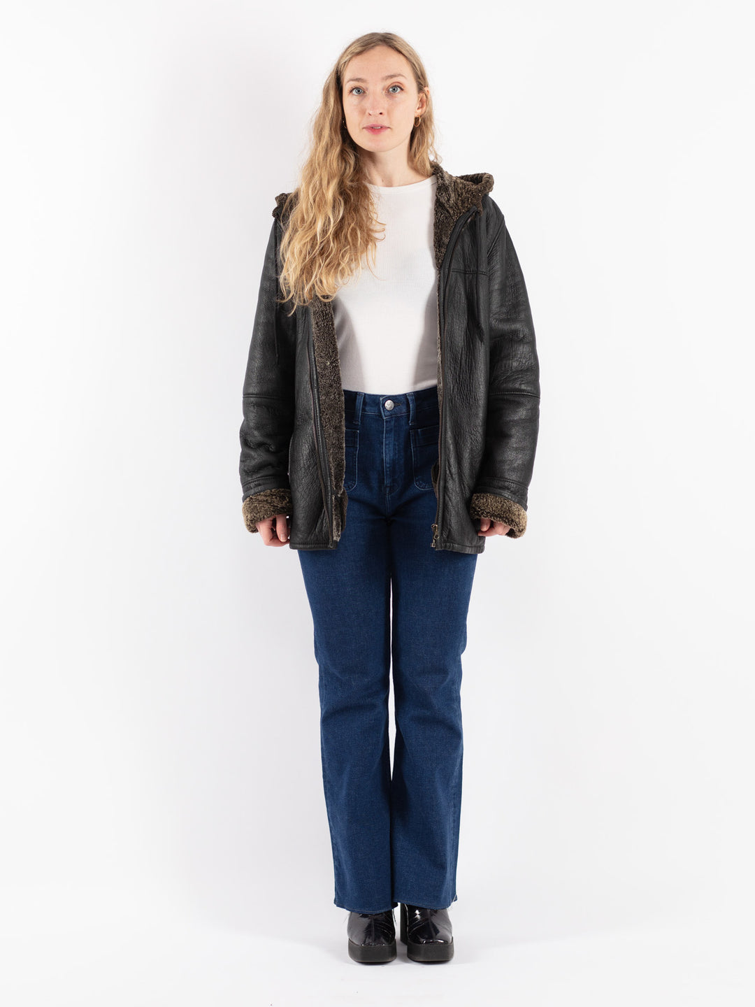 Vintage 90's Women Sheepskin Jacket in Black