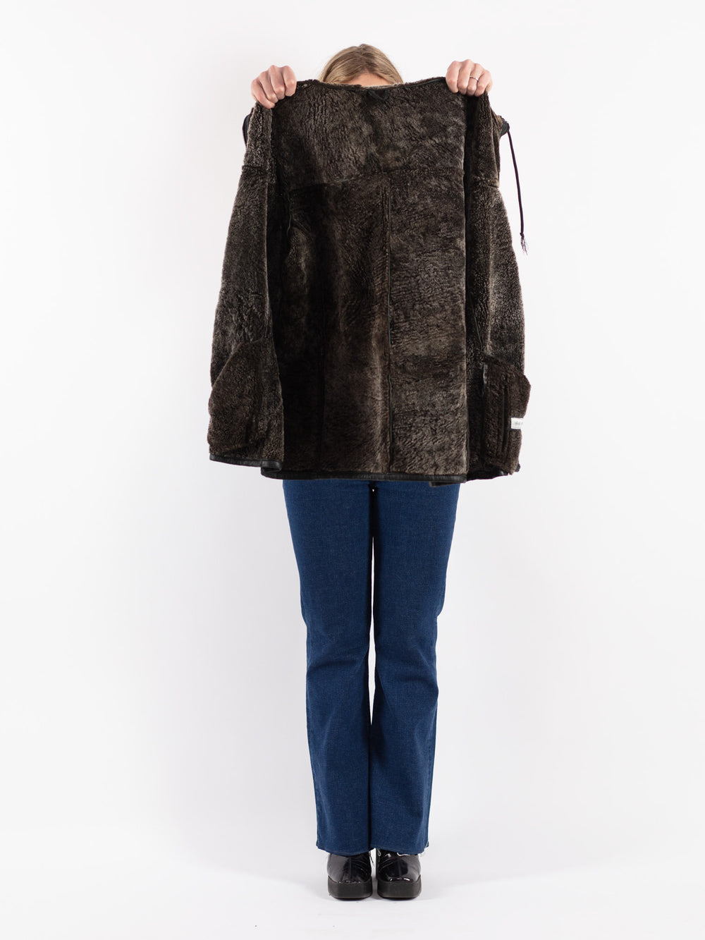 Vintage 90's Women Sheepskin Jacket in Black