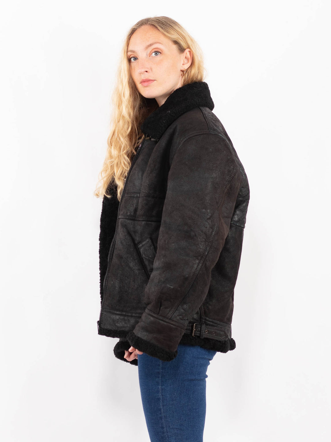 Vintage 90's Women Sheepskin Jacket in BlackA0357