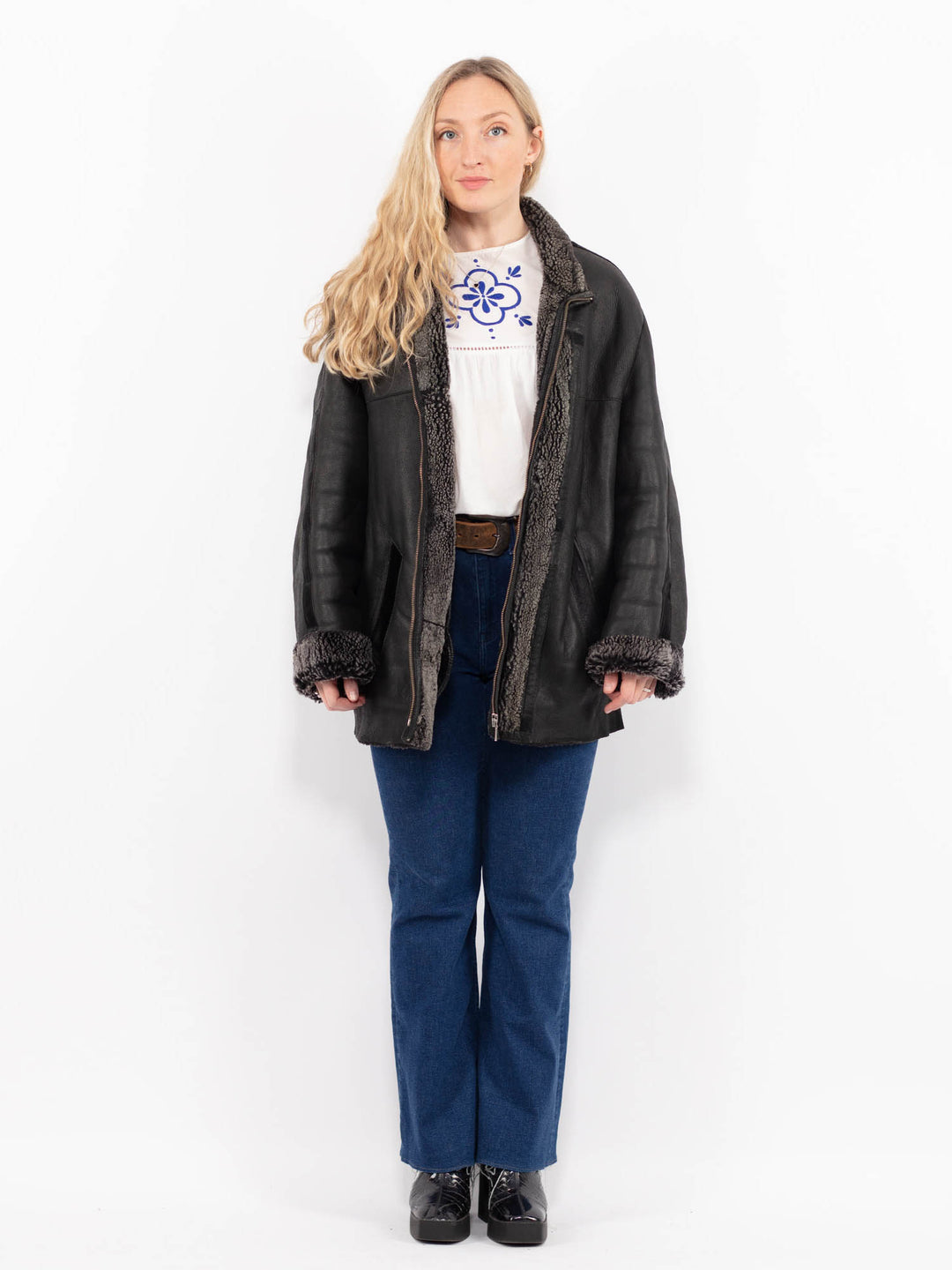 Vintage 90's Women Sheepskin Jacket in BlackA1006