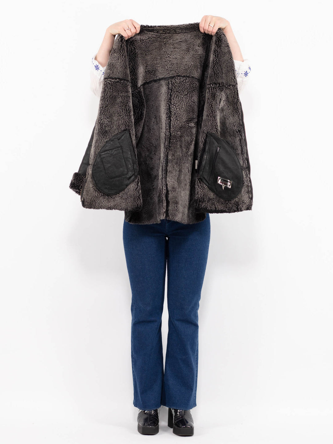 Vintage 90's Women Sheepskin Jacket in BlackA1006