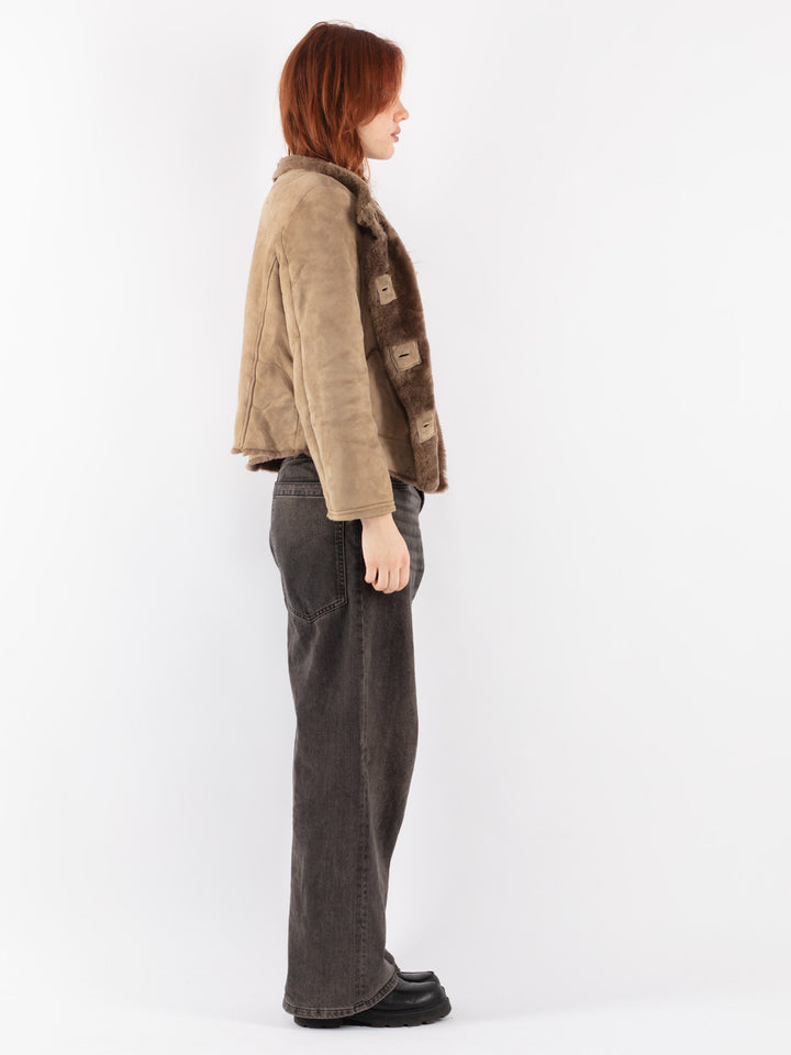 Vintage 90's Women Sheepskin Shearling Jacket in Beige