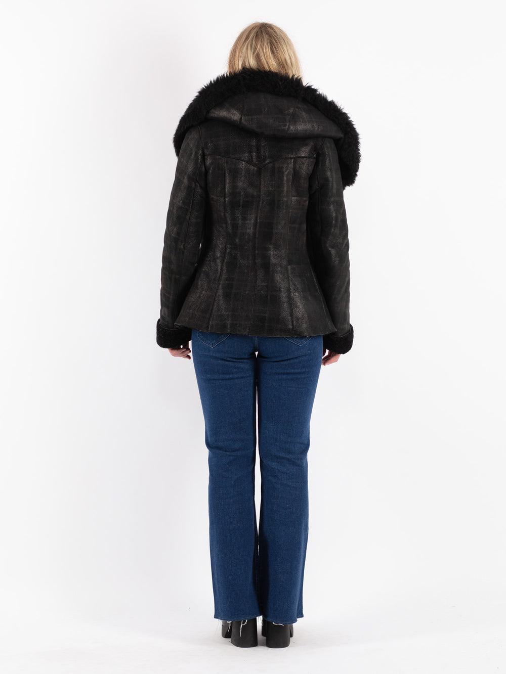 Vintage 90's Women Sheepskin Jacket in BlackV8904