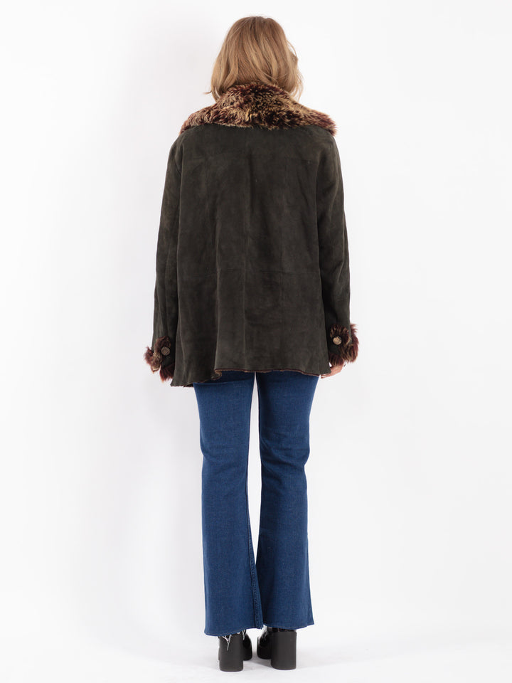 Vintage 90's Women Sheepskin Shearling Jacket in Black