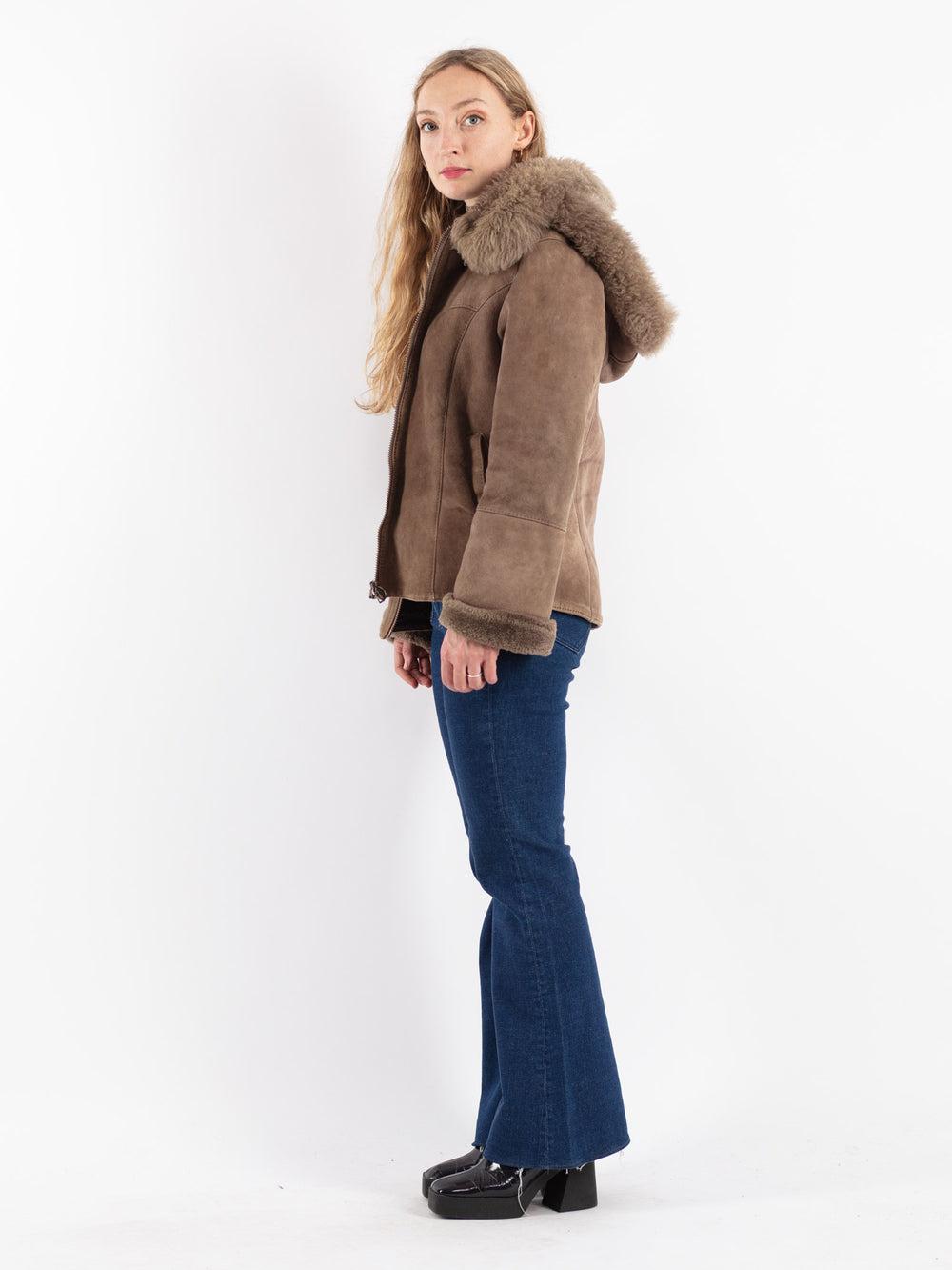 Vintage 90's Women Sheepskin Jacket in Beige