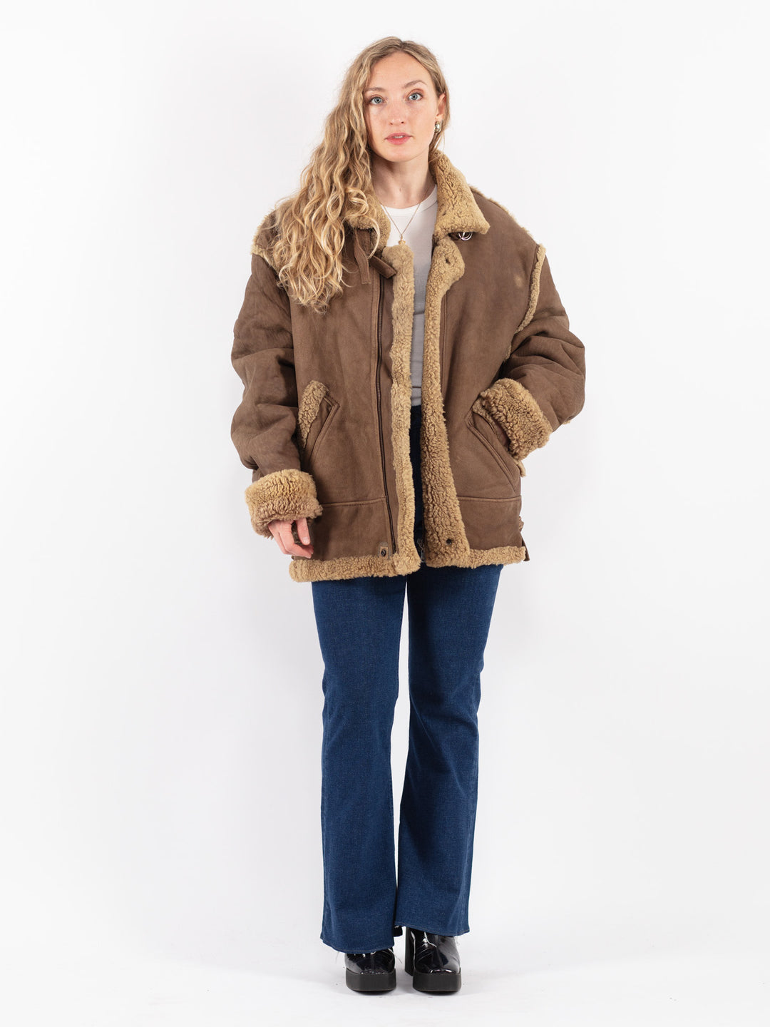 Vintage 90's Women Sheepskin Jacket in Brown