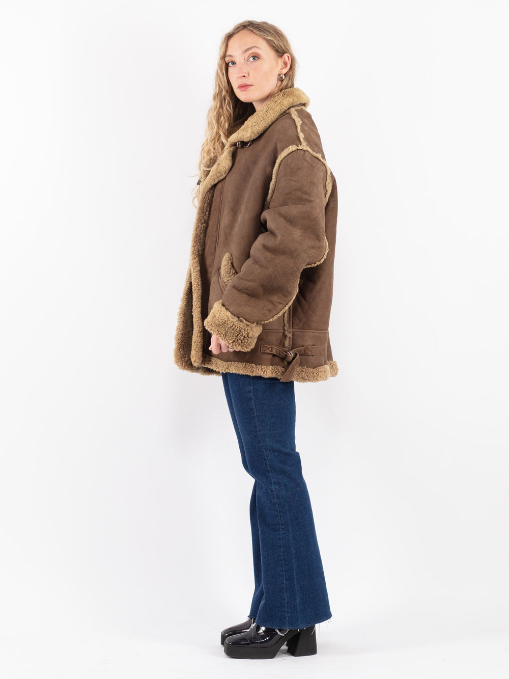 Vintage 90's Women Sheepskin Jacket in Brown