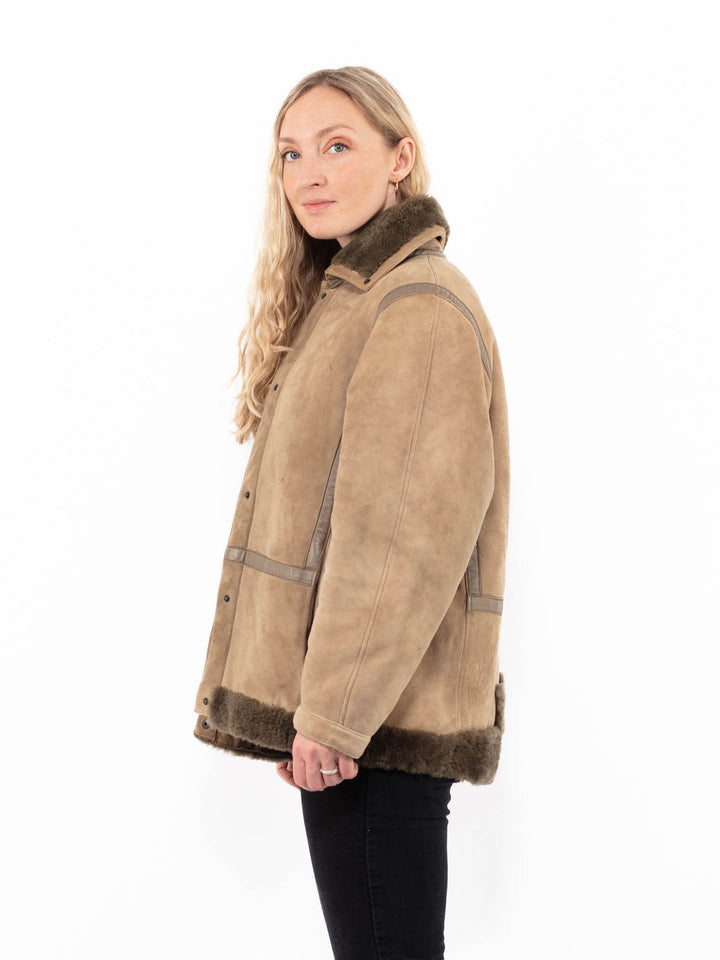 Vintage 90's Women Sheepskin Jacket in BeigeA0940