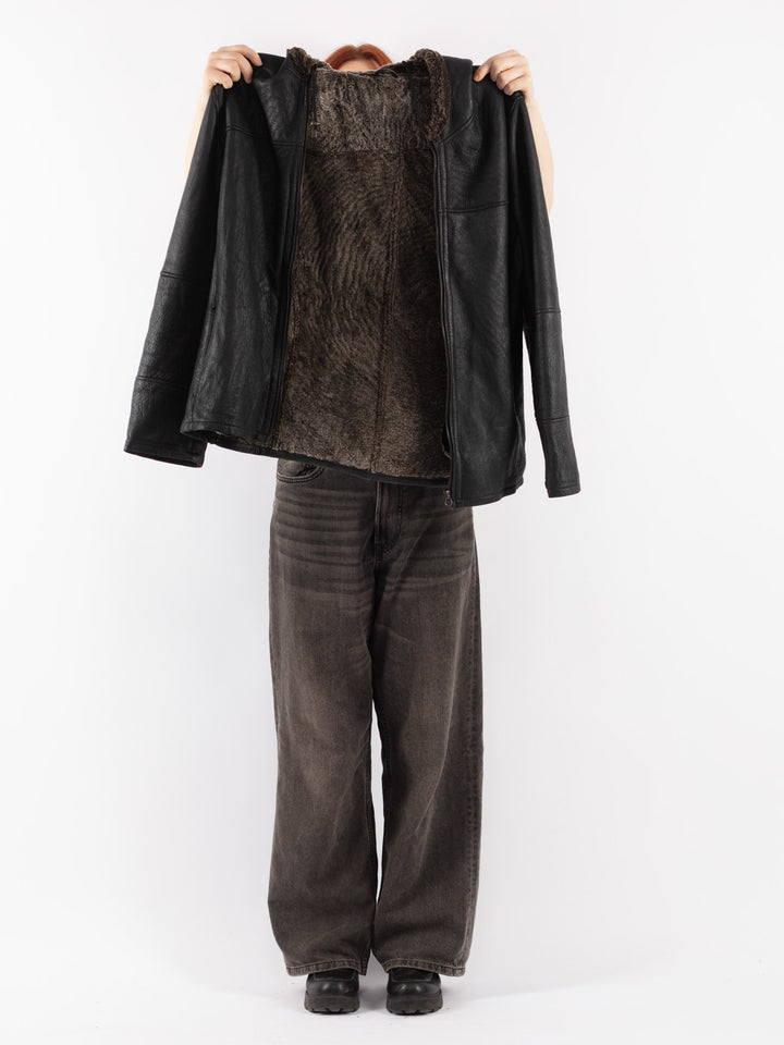 Vintage 90's Women Sheepskin Jacket in Black