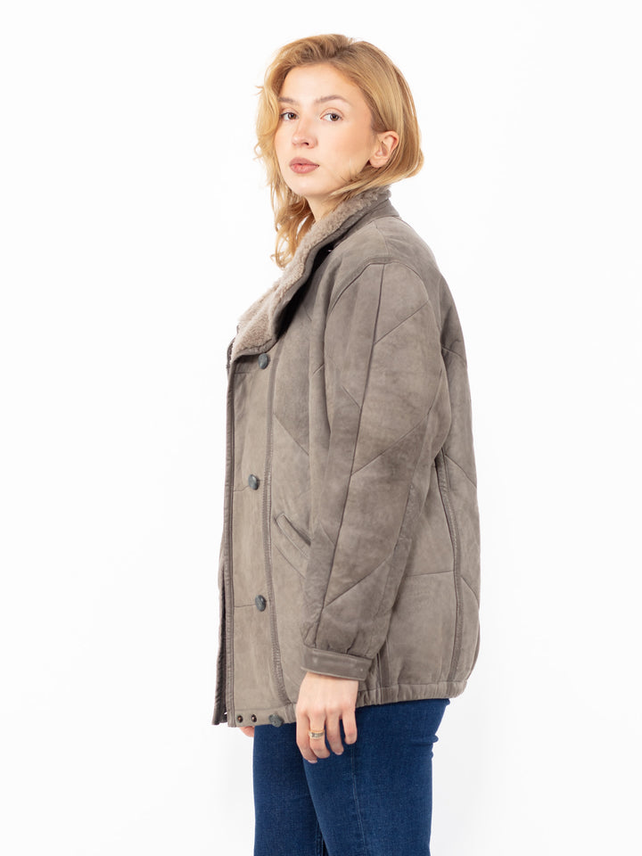 Vintage 90's Women Sheepskin Jacket in Gray