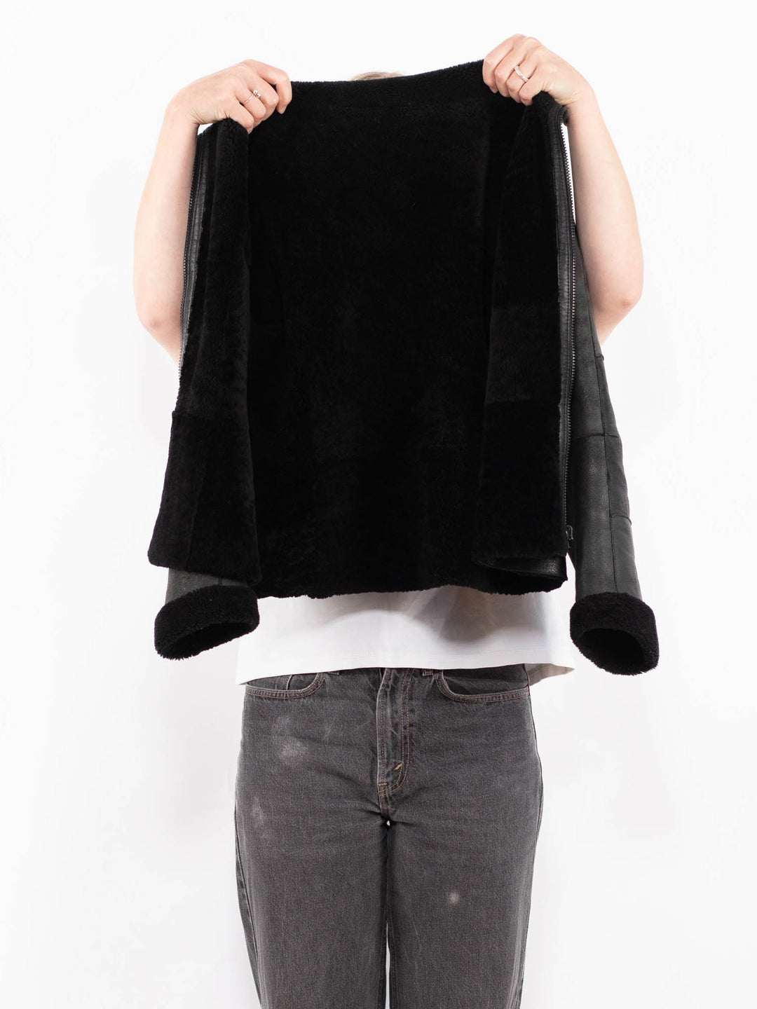 Vintage 90's Women Sheepskin Jacket in BlackA0680