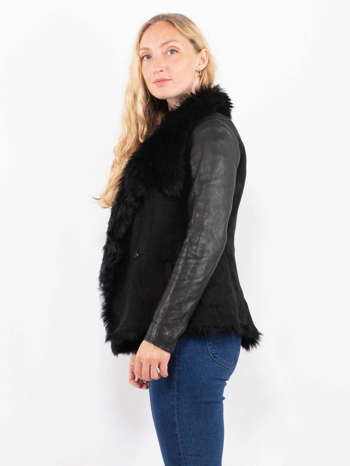 Vintage 90's Women Sheepskin Jacket in BlackA0441