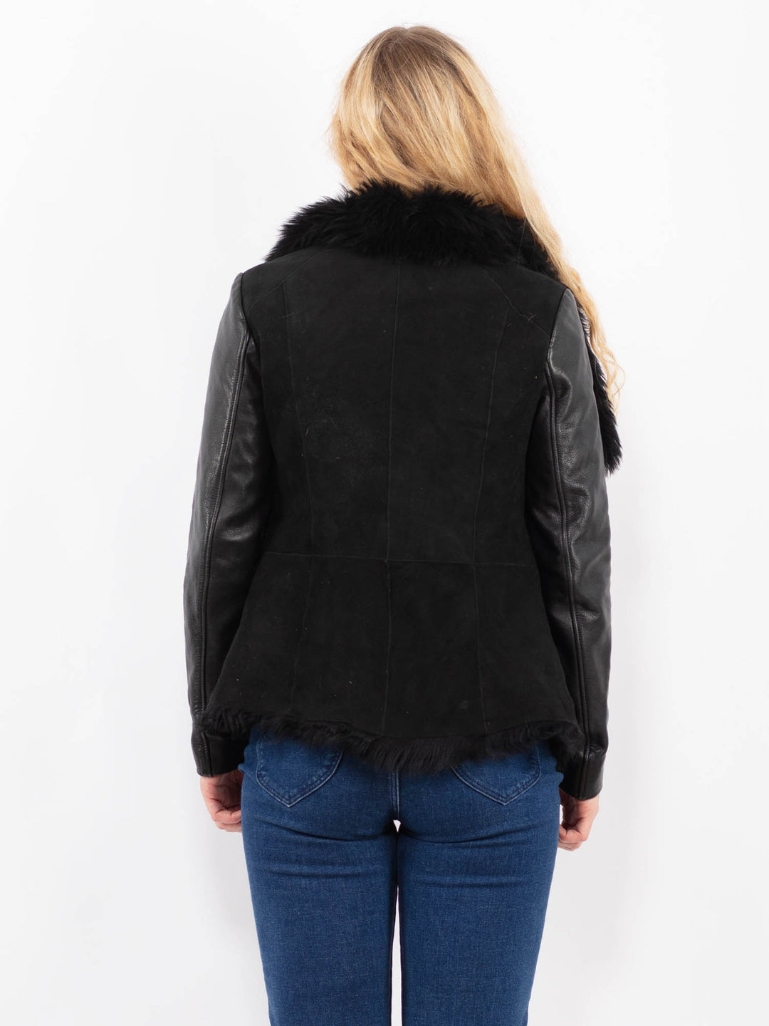 Vintage 90's Women Sheepskin Jacket in BlackA0441
