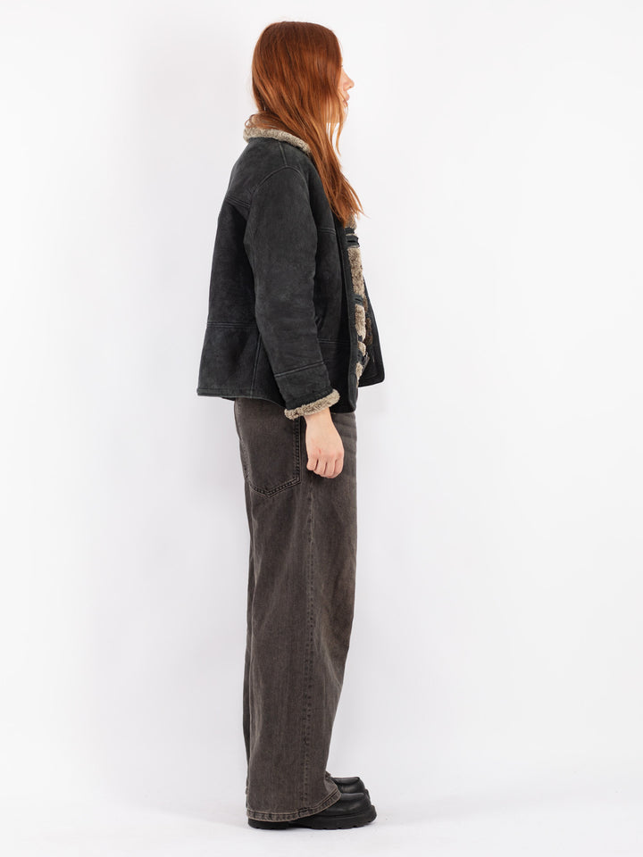 Vintage 90's Women Sheepskin Jacket in Black