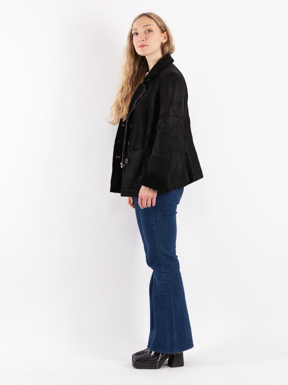 Vintage 90's Women Sheepskin Jacket in Black