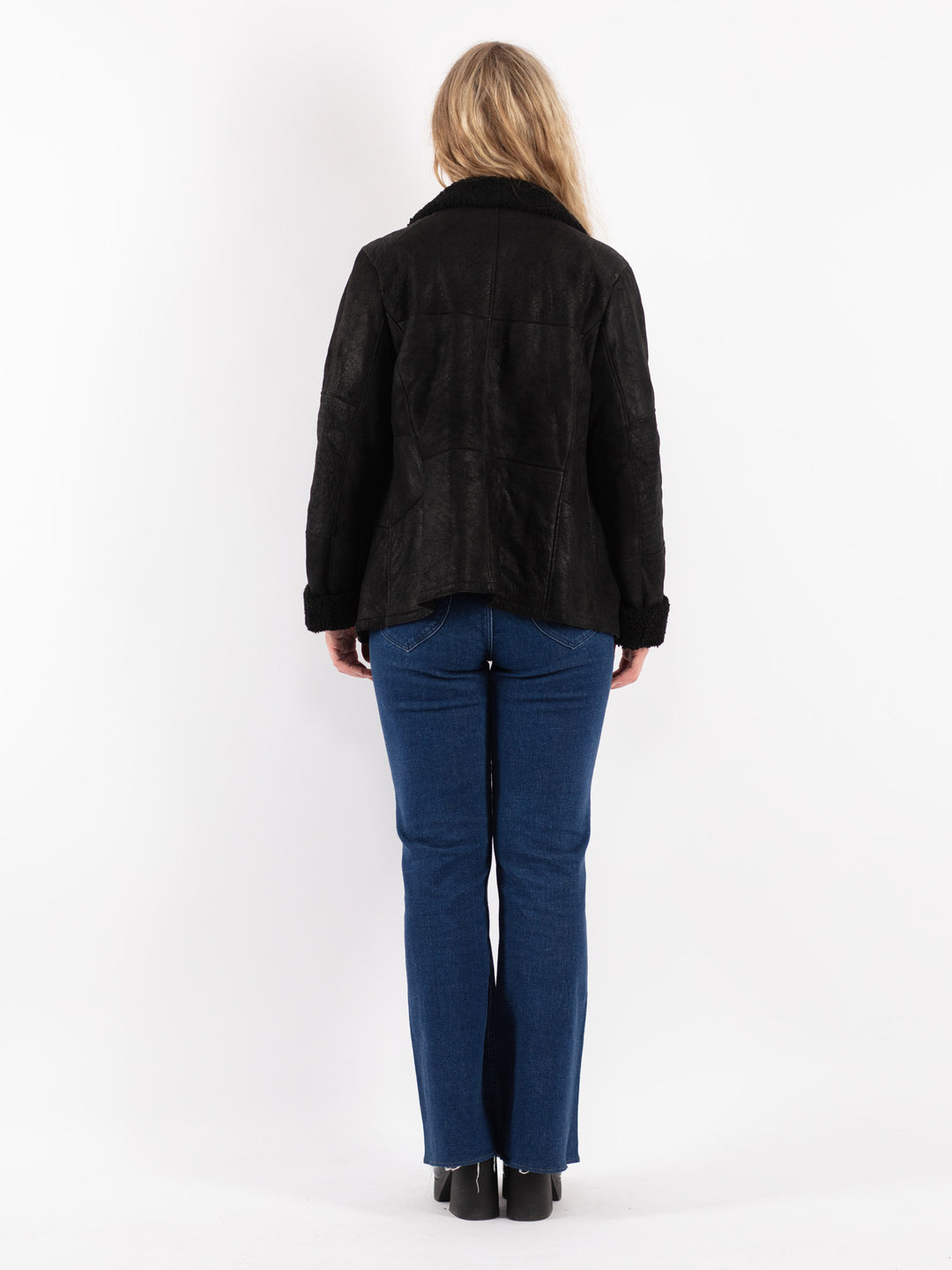 Vintage 90's Women Sheepskin Jacket in Black