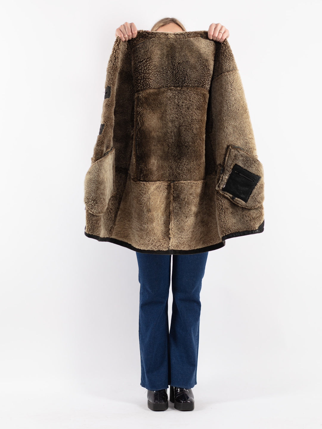 Vintage 90's Women Sheepskin in Black