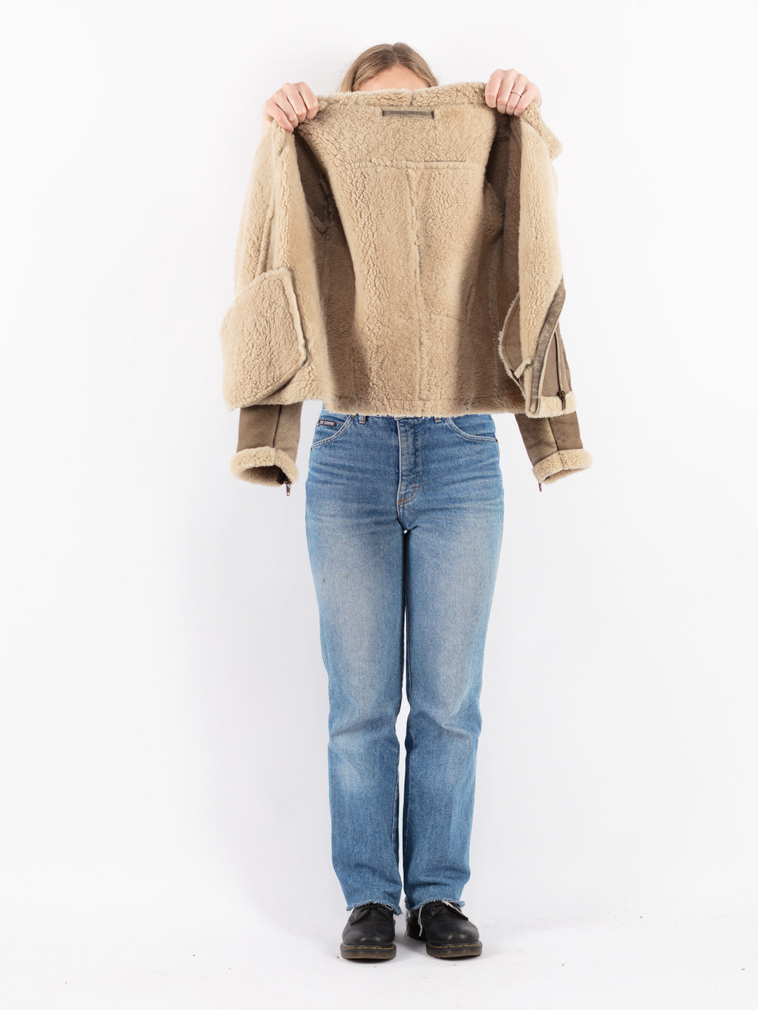 Vintage 90's Women Sheepskin Jacket in Beige