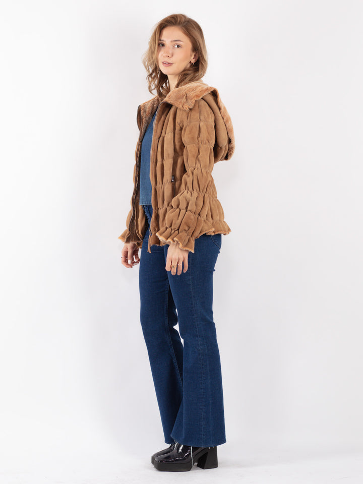 Vintage 90's Women Sheepskin Jacket in Beige