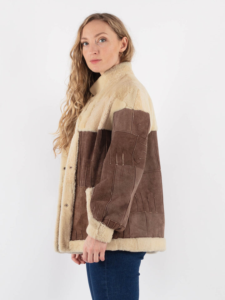 Vintage 90's Women Sheepskin Jacket in BrownV9432