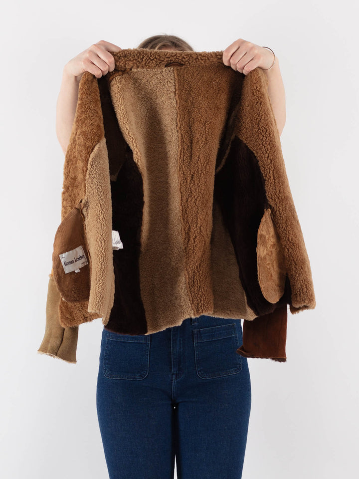 Vintage 90's Women Sheepskin Jacket in BrownV9434