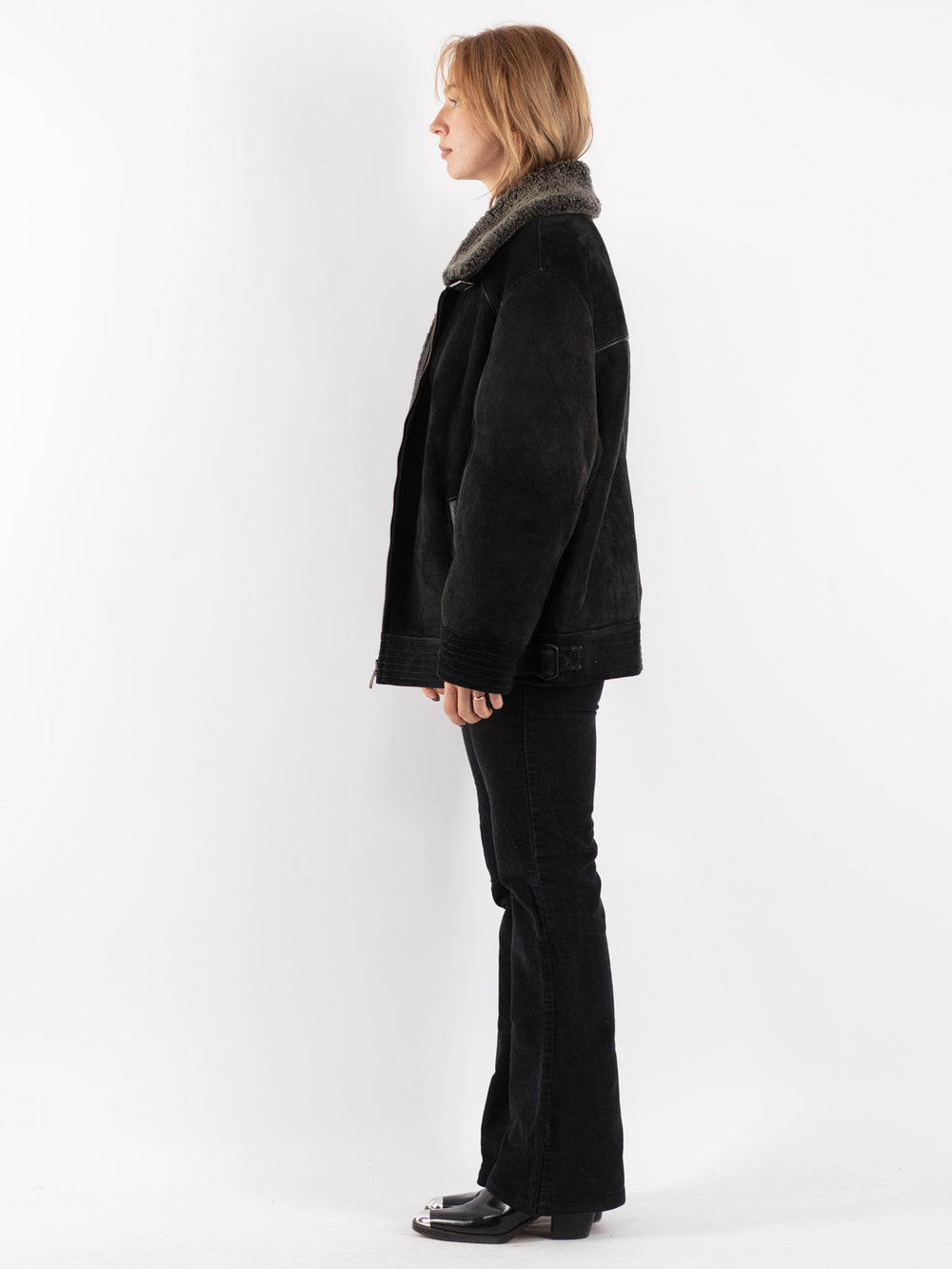 Vintage 90's Women Sheepskin Jacket in Black